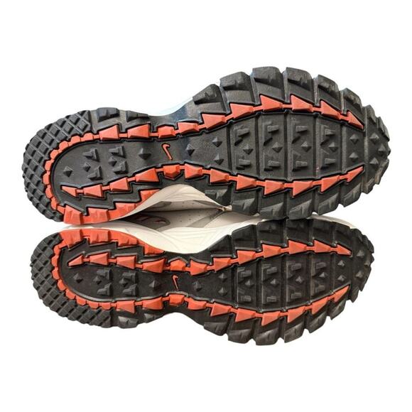 Vintage Nike 2005 Trail Running Shoe Women size 10 - Picture 5 of 8